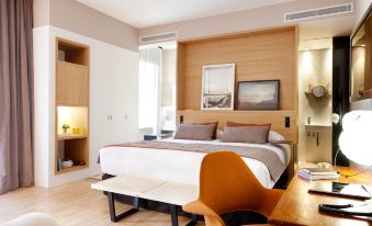 Alexandra Barcelona Hotel, Curio Collection by Hilton