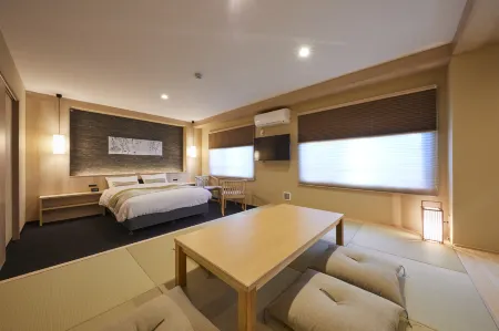 Rinn Shirakawa south
