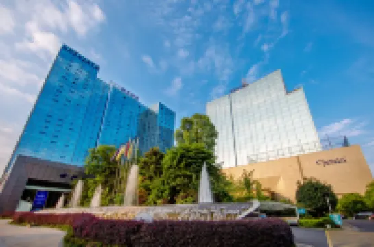 CYNN HOTEL --Xanadu Hotel-Chinese First Han&Tang Dynasty Culture-themed hotel Hotels in der Nähe von Graduate School of Sichuan University