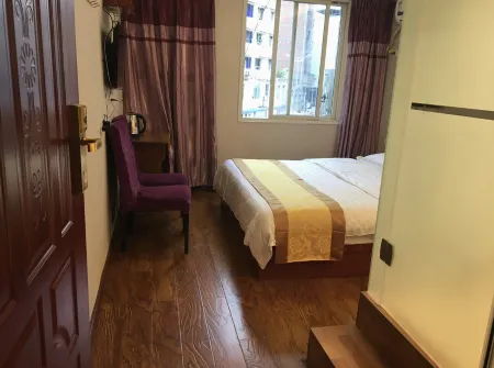 Xuanhan Qiyuan Business Hotel Отели рядом с достопримечательностью «Minge Square»