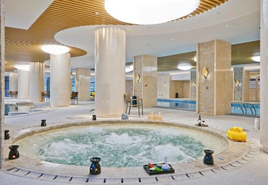 Skov River ResortHotel Overview