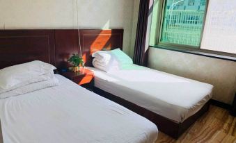 Xinglong Jiuhuang Hotel