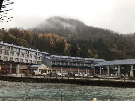 Luming Hotel Отели рядом с достопримечательностью «Erlang Mountain National Forest Park»