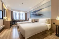 Atour Hotel (Wuhan Hankou Railway Station, Changqing Road) Hotel in zona Wuhan Administration College