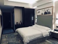 高州卡尔顿酒店 - 雅致大床房