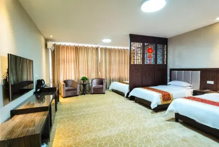 Gongchen Hotel (Datong Ancient City Branch) Отели рядом с достопримечательностью «Huayan Monastery»