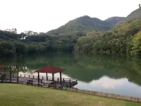 โรงแรมหยานหนานเฟย เว่ยหลง - วิวภูเขา