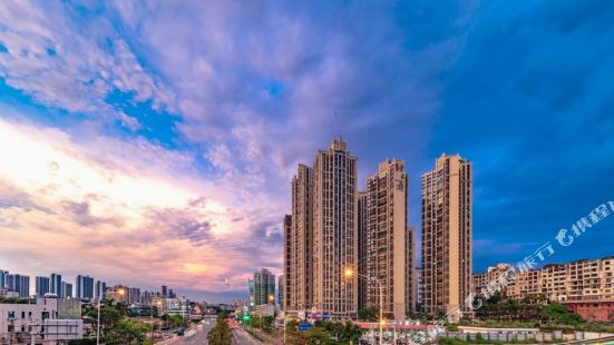 Western Theme Holiday Apartment Hotel (Shenzhen Bantian Metro Station)
