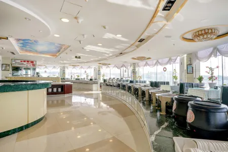 Xusheng International Hotel Отели в г. Суйфэньхэ