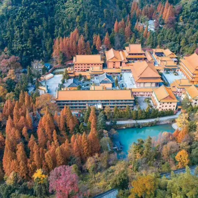 Shangketang Chanye Hotel Hotels near Fairy Peak