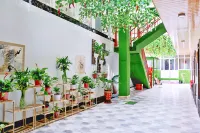 Zhuang Langzelin Business Hotel Hotels in Zhuanglang County