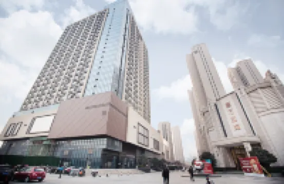 鑽石風尚輕居飯店（鄭州大學新校區店） 天地全神宮附近的飯店