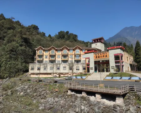 Heizhugou Midou Hotel Hotels in Ebian