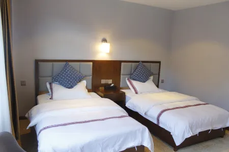 Lihao Hotel Отели рядом с достопримечательностью «Народное правительство Чайя»