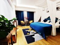 西安米兰时尚酒店 - 舒适现代简约一室大床房