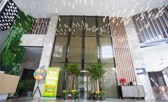 Yulan Holiday Hotel (Shicheng Baofuyuan Tower)