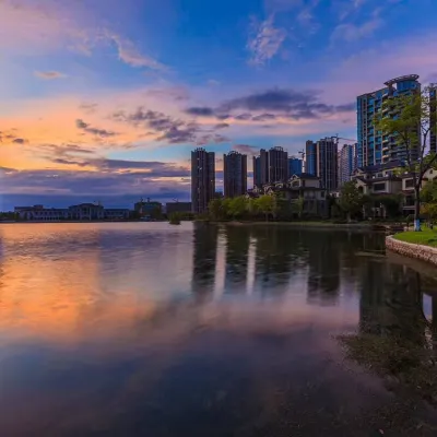 CityPharos Hotel Guilin Hotels near Guilin Normal College (Lingui Campus)