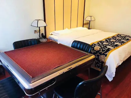 Runda International Hotel Отели рядом с достопримечательностью «Jiangxi Polytechnic College (East Campus)»