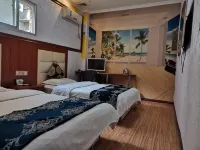 Yulin Colorful Theme Hotel