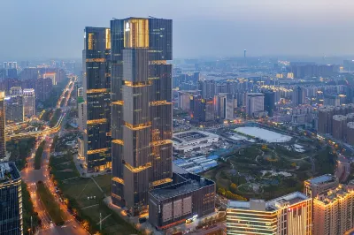Atour Hotel East railway station Zhengzhou Отели в г. Чжэнчжоу