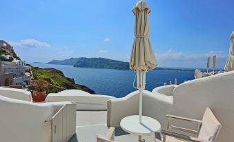 Oia Mare Villas