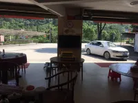 Longyan Jiumu Farm House