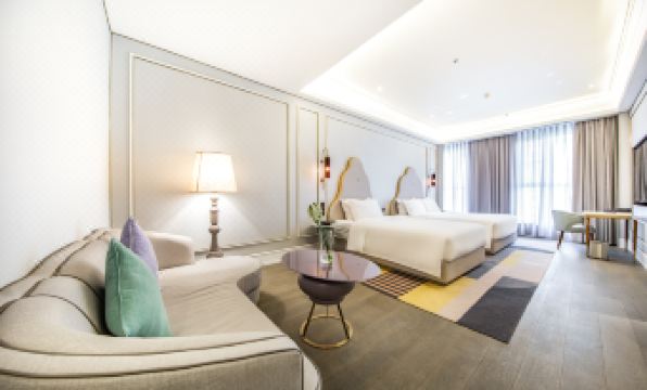 Mercure Hotel (Taiyuan South Railway Station Jinyang Street)