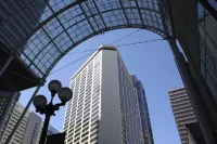 Hyatt at Olive 8