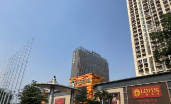 Seven E-sports Apartment (Foshan Lecong)