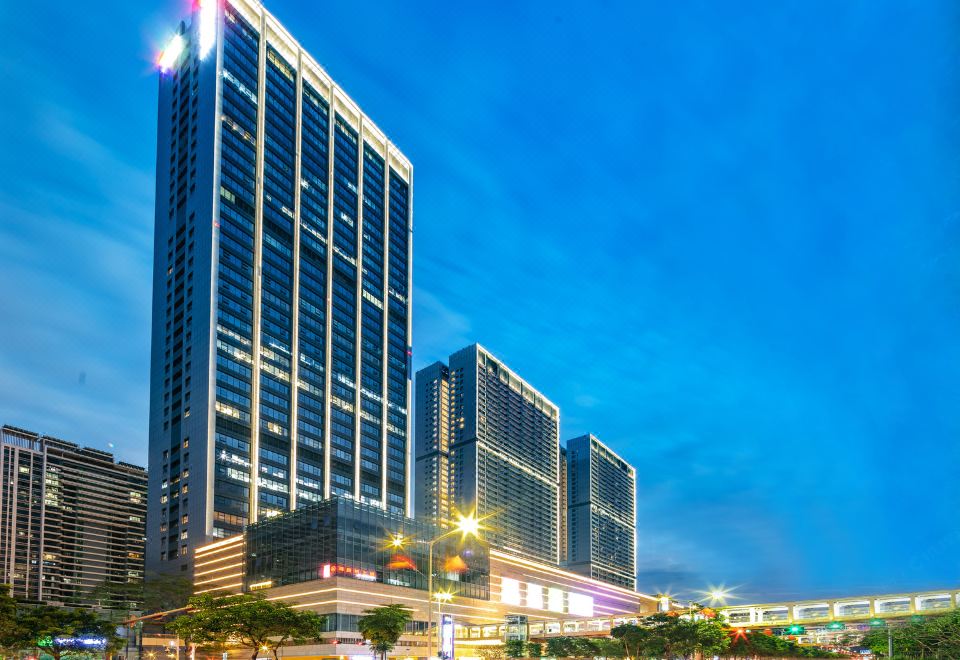 선전의 현대적인 야경