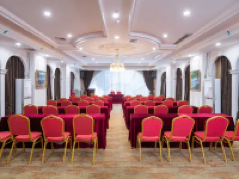 Shenglong International Hotel (Yan'an Railway Station) Hotels in Yan'an