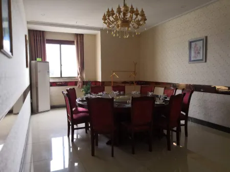 Dongzhi Haichuan Hotel