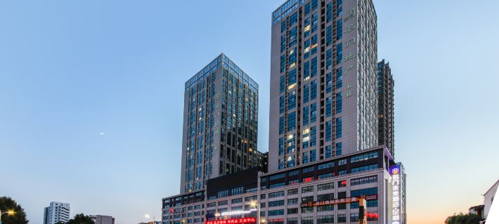 Nanyang Mingmen future smart hotel Hotels in Nanyang