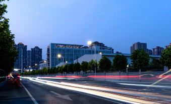 Zhengzhou Xijing Hotel