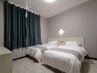 枣庄坤逸酒店 - 标准双床房