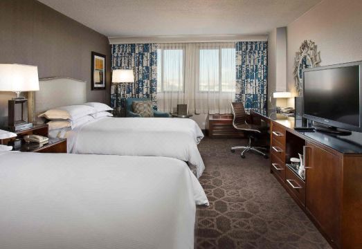 2. 힐튼 콩코드..