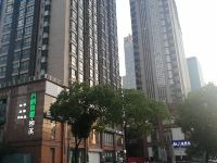 嘉美影院酒店(南京珠江路地铁站店)