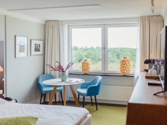 Grand Hotel Opduin Room Reviews Photos De Koog 2021 Deals Price Trip Com