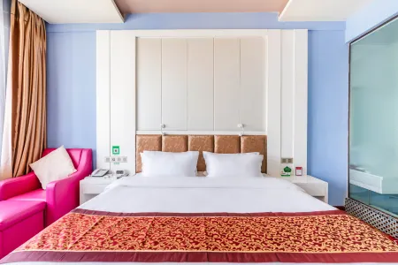 Yunkang International Hotel (Qujing Wanda Bund Branch) Отели в г. Цюйцзин