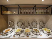 Yishang Hotel (Kaifeng Jinming Square Henan University) - 3성급