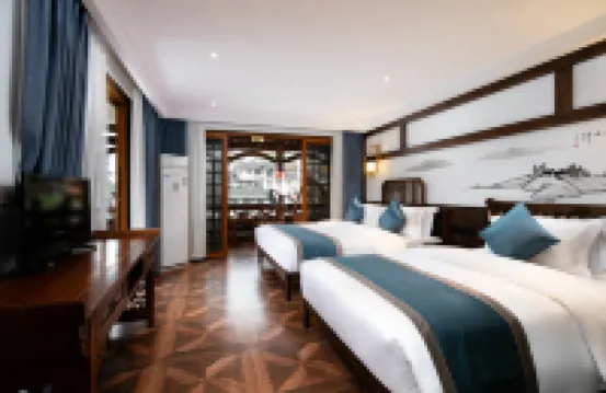 Floral Hotel Furong Town Galaxy Heights Hotel(Wangcun Waterfall Store) Hotels in Yongshun