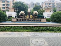 易佰酒店(上海长海医院翔殷路地铁站店) - 酒店外部