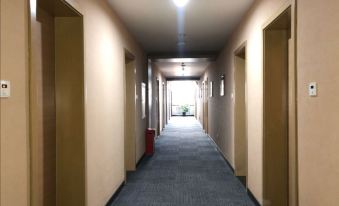 Yulin Lecheng Hotel