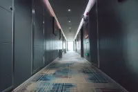 Yunding Business Theme Hotel (Anyang Normal University Huaqian New World)