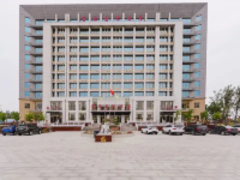 Weishi Fuyuan International Hotel Hotels in Weishi