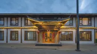 Shangri--La  Yunwang  Yashe  Holiday  In
