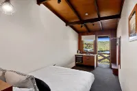 O'Reilly's Rainforest Retreat Hotels in Lamington