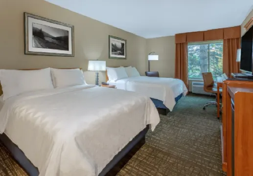 Holiday Inn 米蘇拉市中心的公園