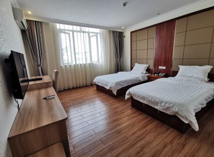 Longchuan Fuhe Hotel