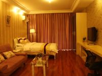 芜湖白金湾公寓酒店 - 温馨大床房